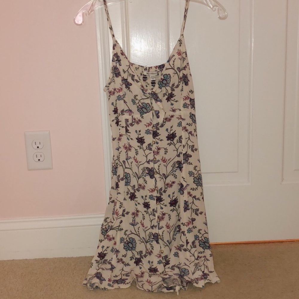 American Eagle Flowy Floral Dress